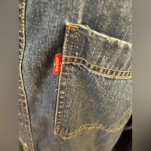 LEVI STRAUSS & Co., Inc Dual Pocket Western Button Down Denim Shirt, Sz L - Picture 3 of 9